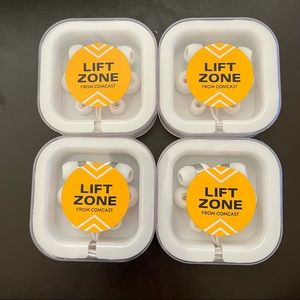 4 sets of wired earbuds, in-ear headphones.